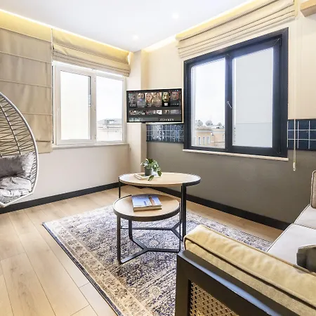 Upside Aparthotel 4*