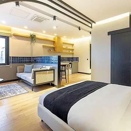 Upside 4*