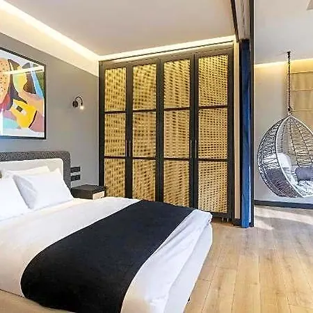 Upside 4* Istanbul