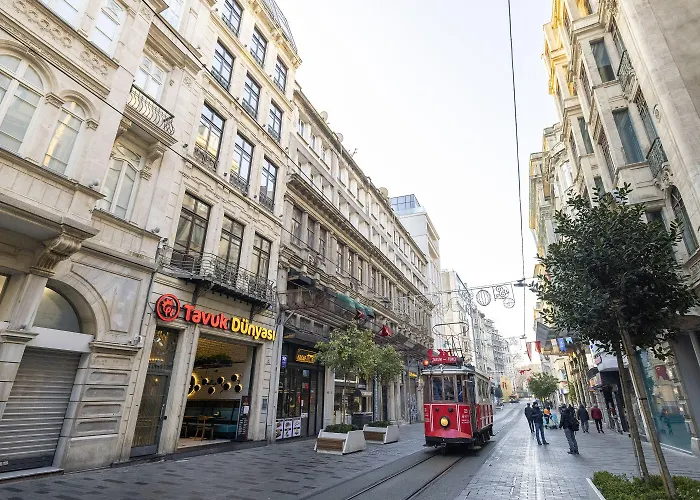 Upside Aparthotel Istanboel