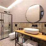 Upside 4*