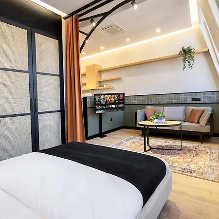 Apartahotel Upside 5*